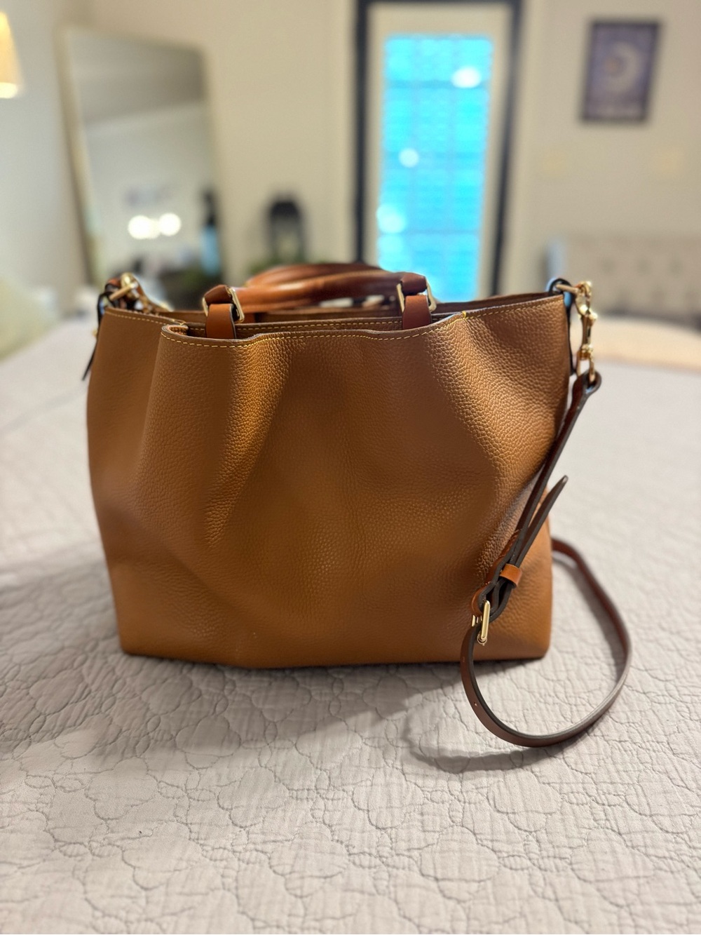 Dooney & Bourke, Pebble Grain Leather, Large Barlow Tote - Picture 4 of 7